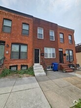 Building Photo - 3103 Foster Ave