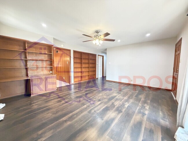 Foto del edificio - Four Bedroom Two Bath Home