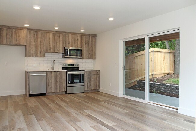 Foto del edificio - 4563-4563 N Borthwick Ave