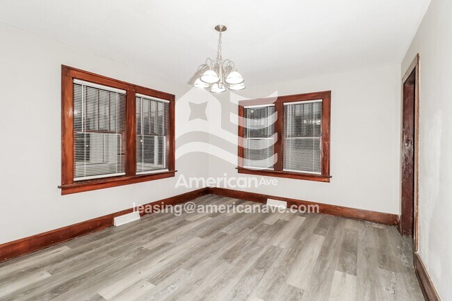 Foto del edificio - 1042 Lawndale Ave
