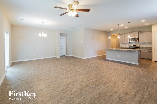 Building Photo - 510 Wayton Cir