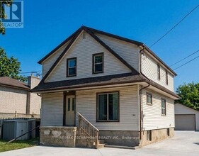 Building Photo - 98 Limeridge Rd E