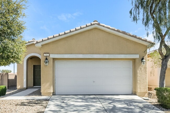 Building Photo - 712 Bridgeford Ct