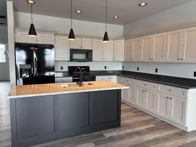 Building Photo - 205 Fletching Way