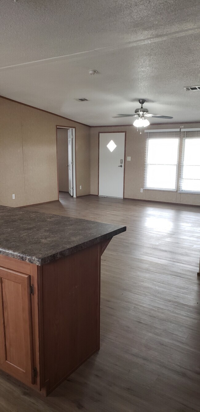 Building Photo - 66 Cinnamon Ln