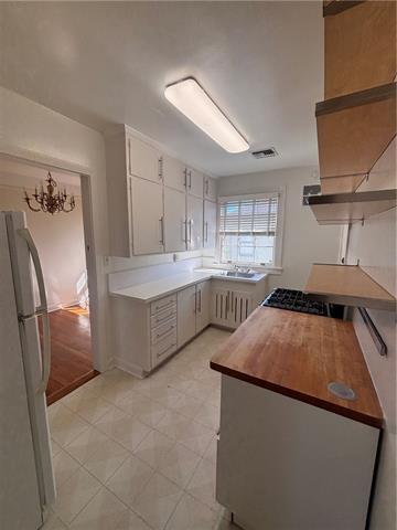 Foto del edificio - 1582 Jefferson Ave