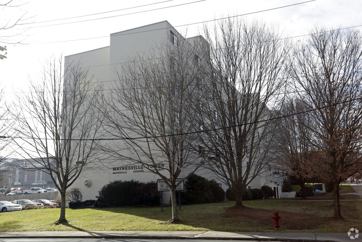 Building Photo - Waynesville Tower