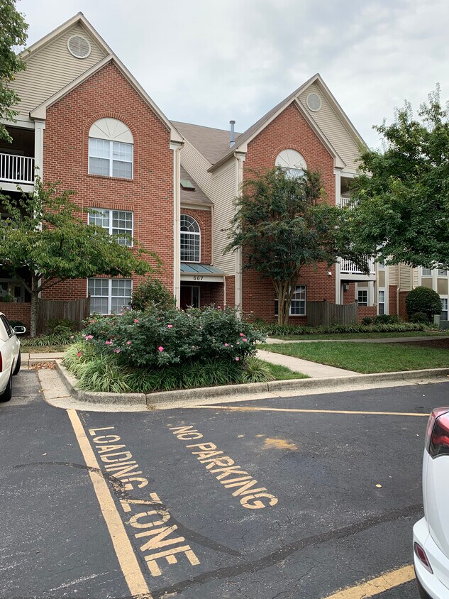 607 Admiral Dr Unit 203, Annapolis, MD 21401 Condo for Rent in
