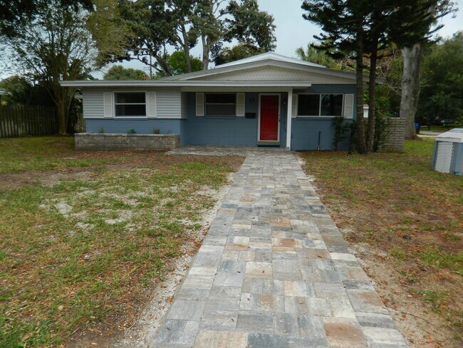 Building Photo - 12 Matanzas Cir
