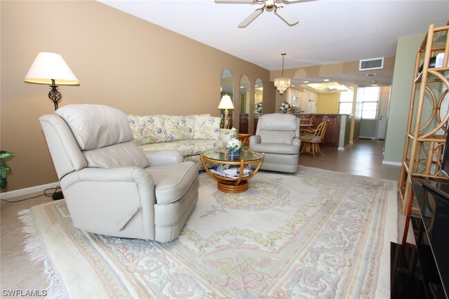 Building Photo - 260 Seaview Ct
