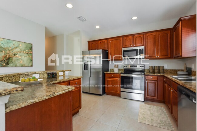 Building Photo - 11003 Prairie Hawk Dr