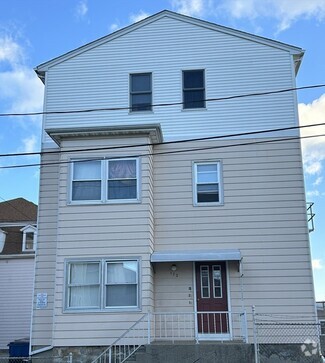 Building Photo - 172 Morgan St