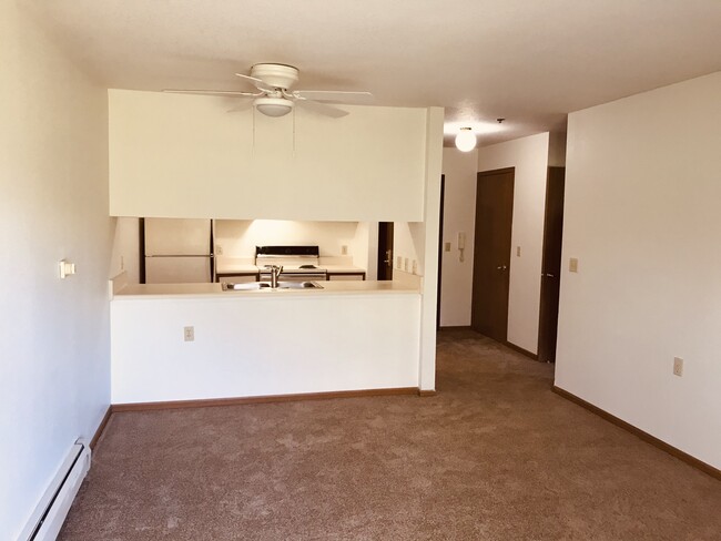Living room - 900 W Territorial Rd
