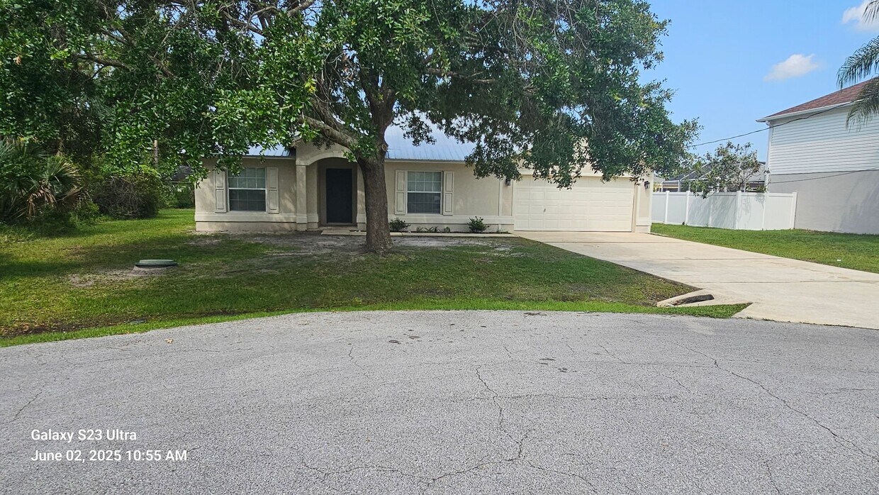 Primary Photo - Updated 3 Bedroom, 2 Bath Home in Matanzas...