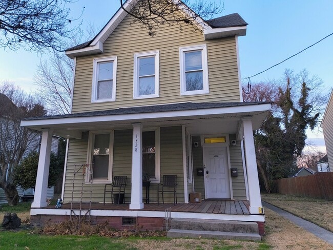 Photo - 1328 37th St Apartment