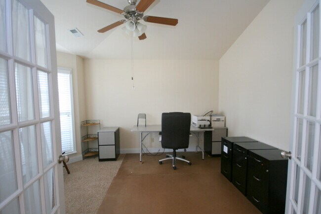 Building Photo - 235 Crab Orchard Dr