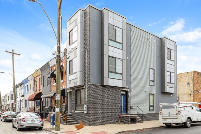 Building Photo - 1400 S 24th St