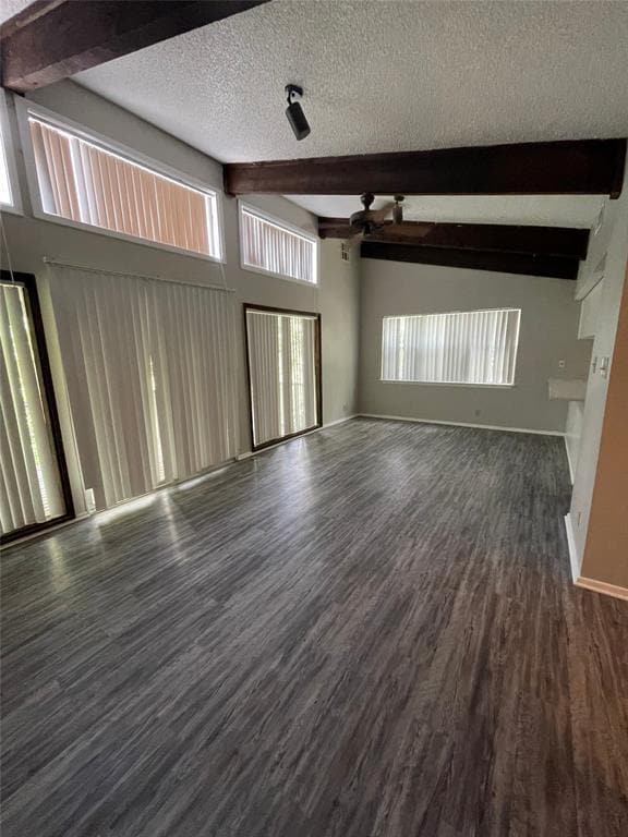 Foto del edificio - 1120 Hollow Creek Dr