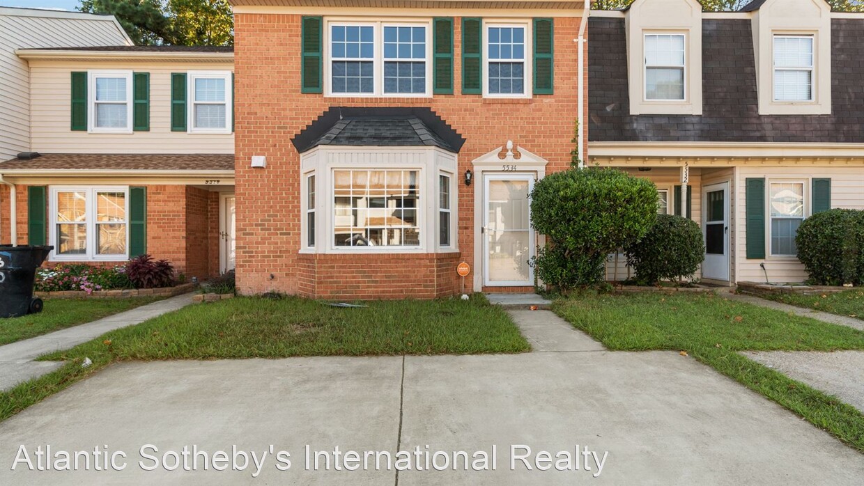 Primary Photo - 3 br, 2.5 bath House - 5534 Campus Drive