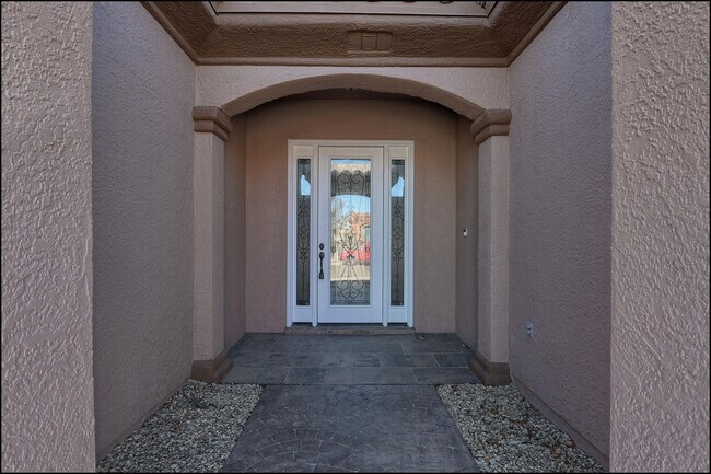 Foto del edificio - 3065 Snowy Point Dr