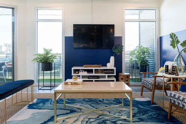 Foto del edificio - 527 St Joseph St