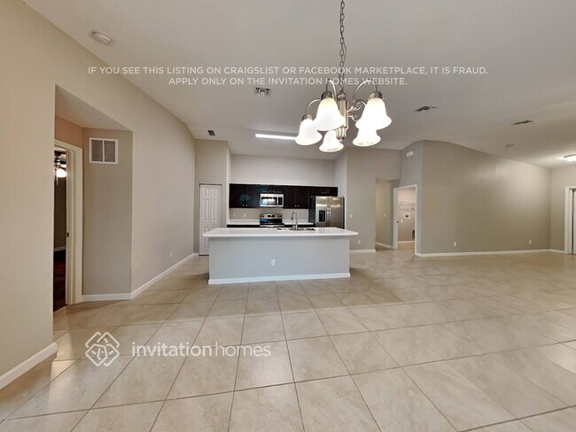 Foto del edificio - 1580 SW California Blvd