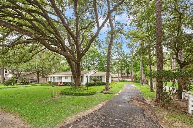 Building Photo - 11702 Denise Dr