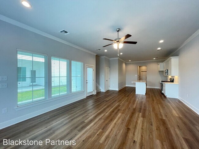 Building Photo - 3 br, 2.5 bath House - 9413 Dawson Bluff Blvd