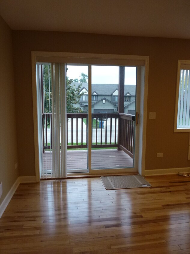 Primary Photo - 717 Strom Dr