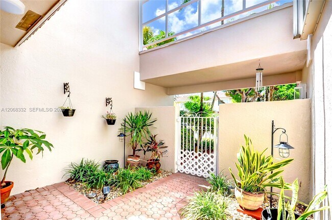 Foto del edificio - 10237 NW 52nd Ln