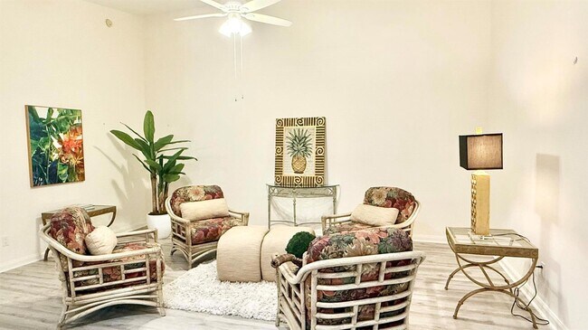 Foto del edificio - 2861 Livingston Ln