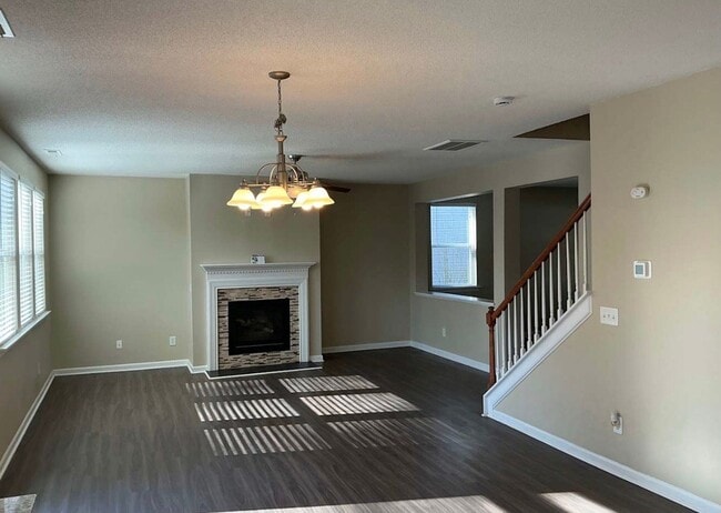 Photo - 313 Rondelay Dr House