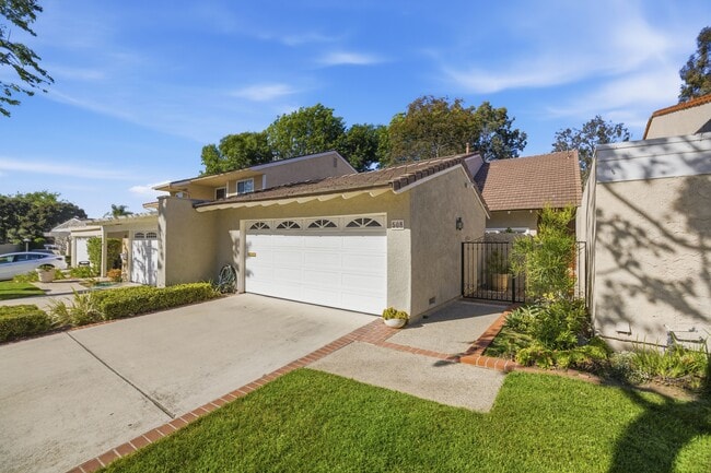 Photo - 508 Ventaja House