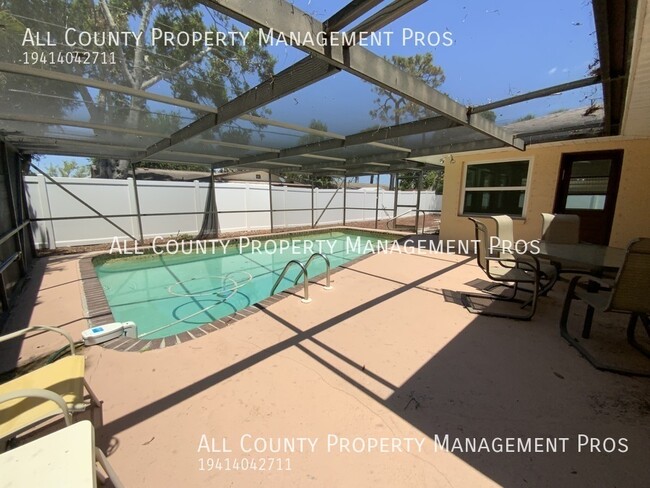 Building Photo - 519 Bradenton Rd