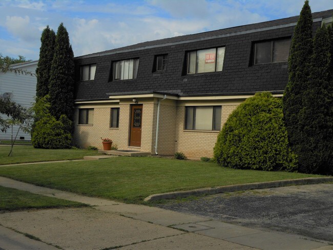 Building Photo - 451 S Belmont Ave