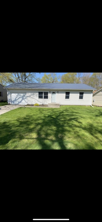 Primary Photo - 204 N Price St