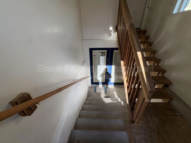 Foto del edificio - 310 S 2nd Ave