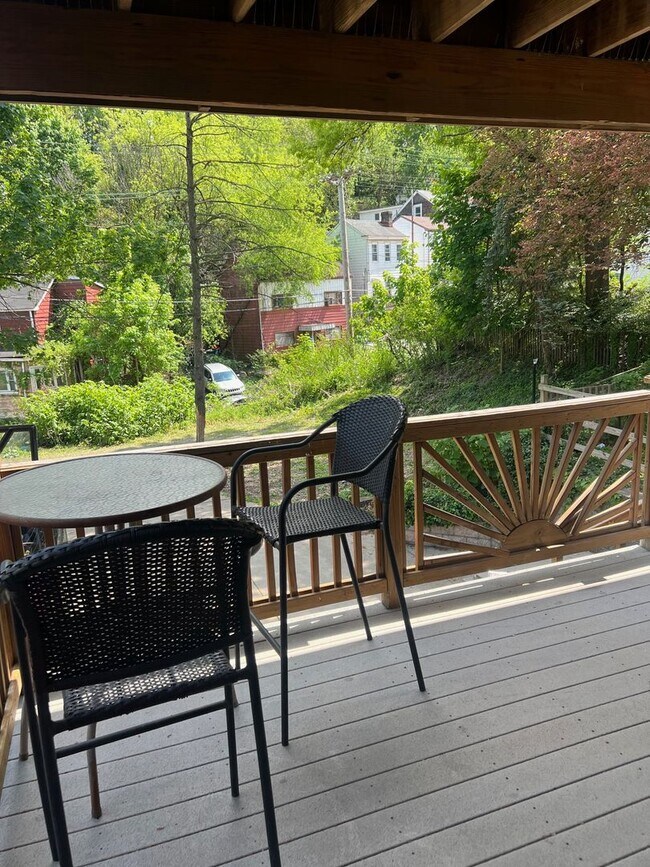 Foto del edificio - 2527 S 18th St