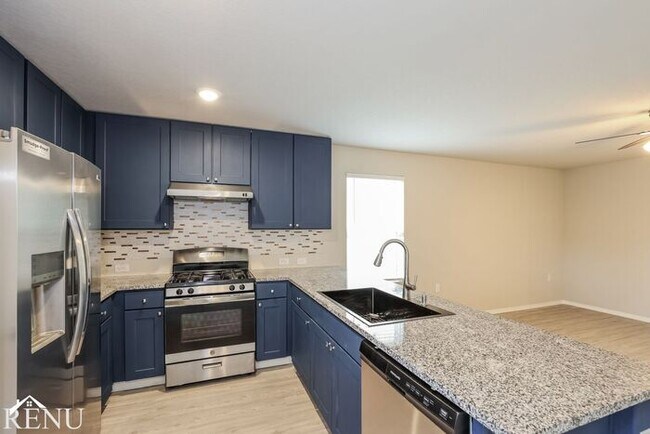 Building Photo - 7015 Polo Downs