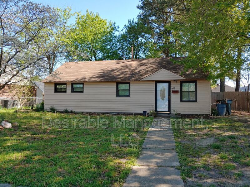 Primary Photo - 42 Jordan Dr
