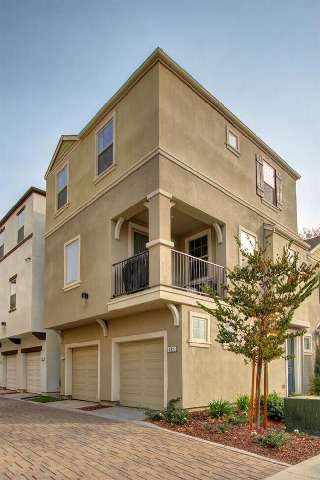 Foto del edificio - 491 Tailoff Ln