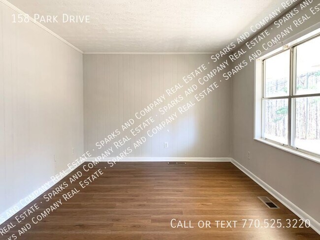 Building Photo - Carrollton Rental