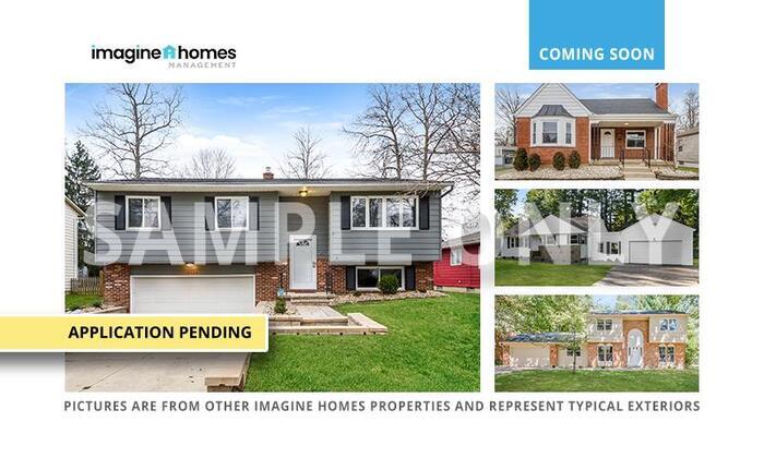 Primary Photo - Pet-Friendly 4 Bedroom Home in Brooklyn Park