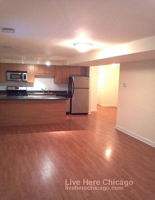 Foto principal - 2132 W Concord Pl
