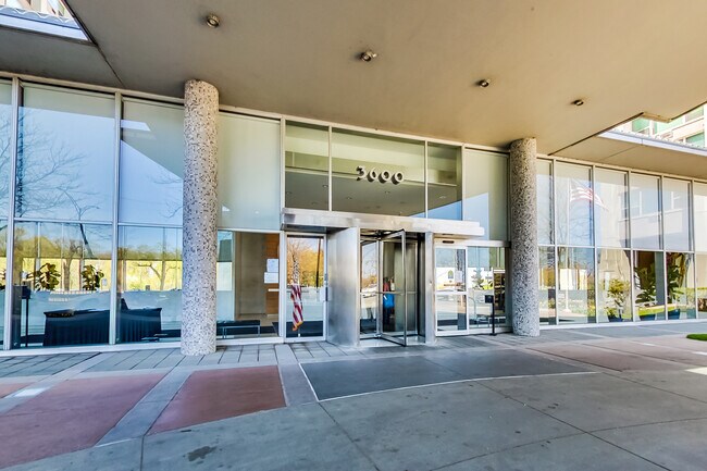 Foto del edificio - 3600 N Lake Shore Dr