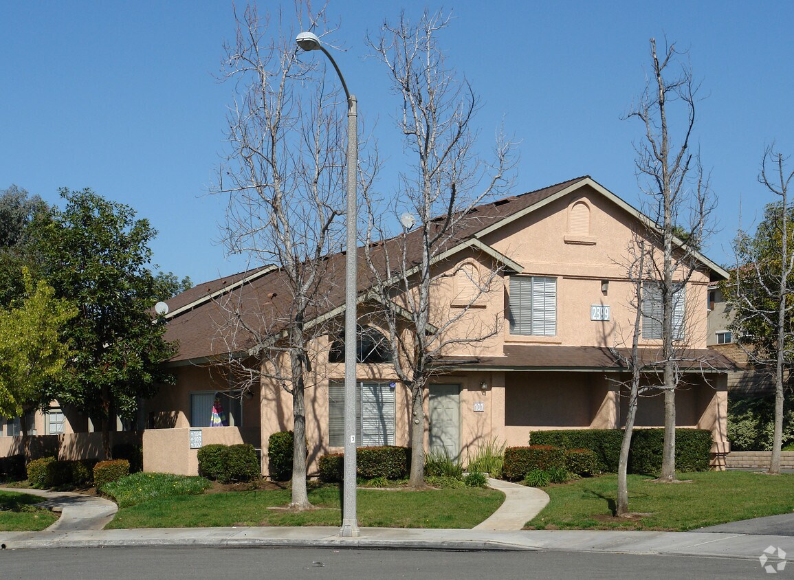 Building Photo - 2399 Benidorm Cir