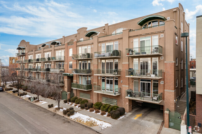 Northeast Corner - 3201 Shoshone St