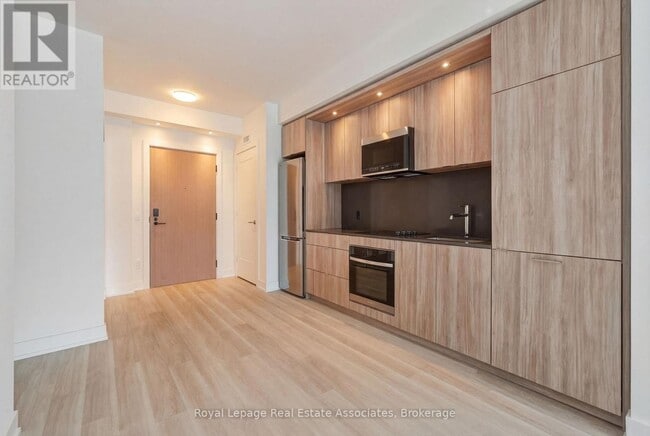 Building Photo - 25 Cordova Ave