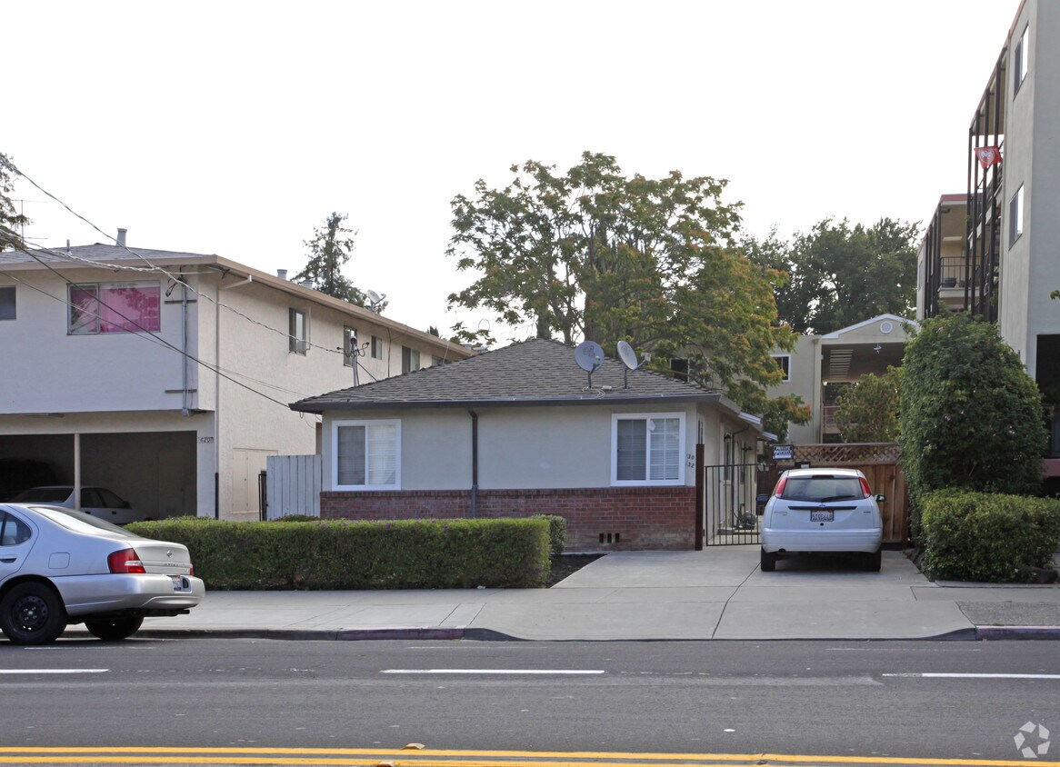 Primary Photo - 630-632 S 7th St