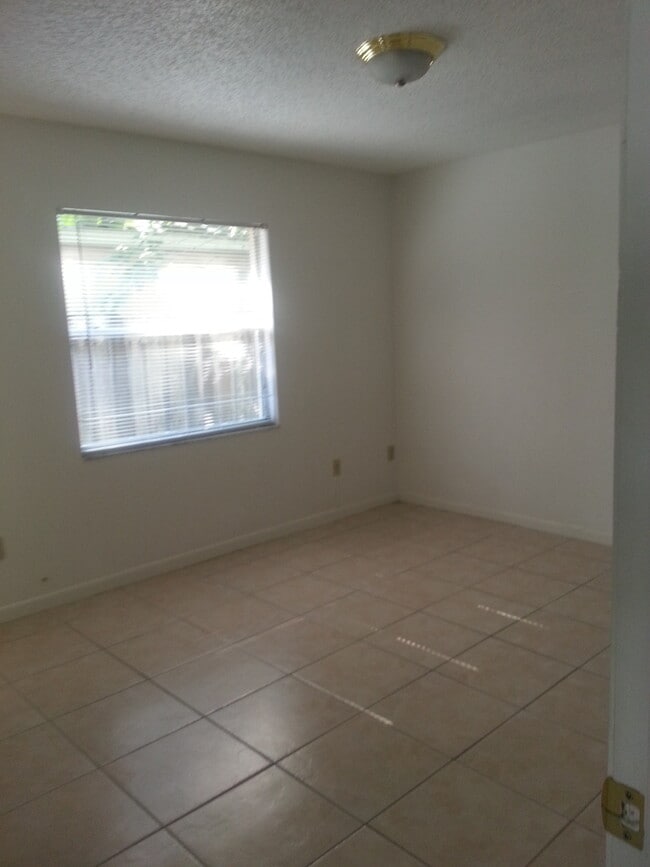 Photo - CUTE AFFORDABLE 2/2 DUPLEX off Michigan! Townhome